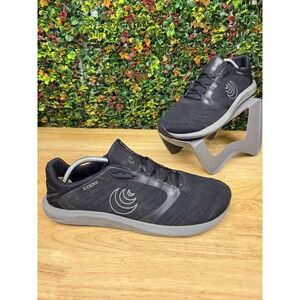 Topo Athletic ST-5 Zero Drop Running Barefoot Shoes Black/Charcoal Mens 10.5 GUC